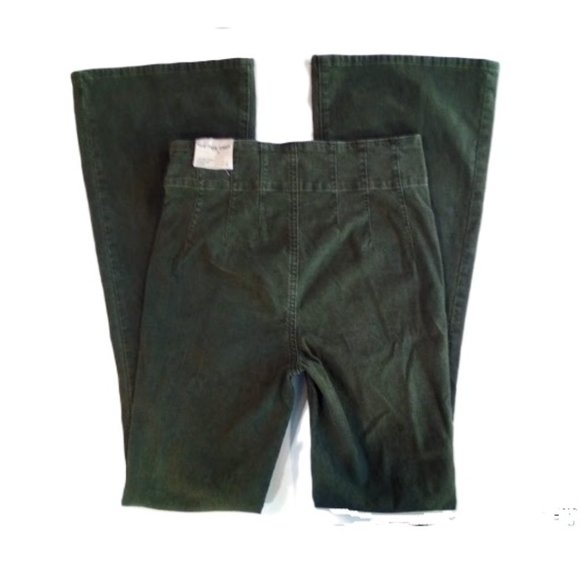 NEW FREE PEOPLE WE THE FREE GREEN JAYDE CORD CORDUROY FLARE JEANNS SIZE 26 - Picture 5 of 11